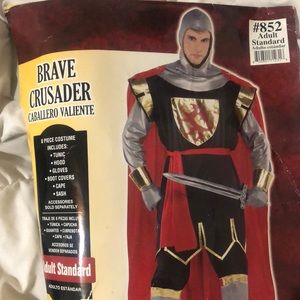 Adult Brave Crusader costume